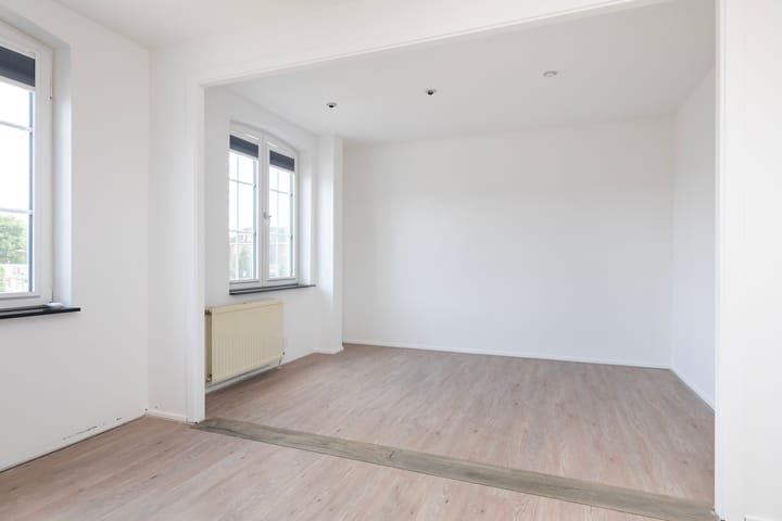 Foto 23 van Laanplein 5