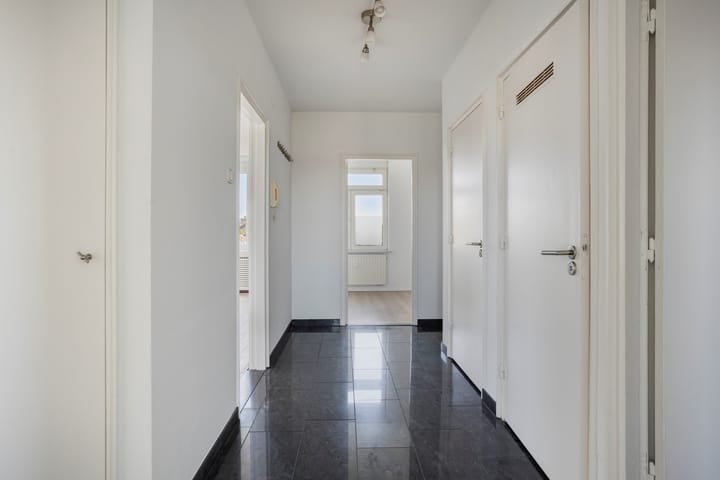 Foto 9 van Adelbert van Scharnlaan E 4