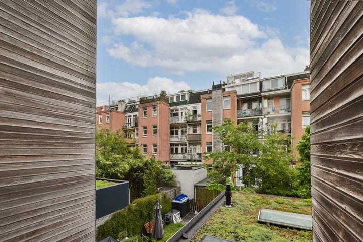 Foto 18 van Van Beuningenstraat 195-1