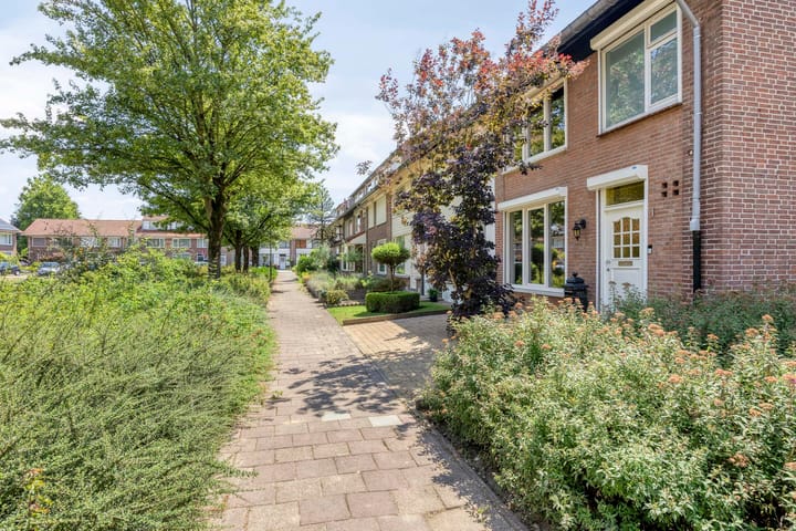 Foto 2 van Alzettehof 1