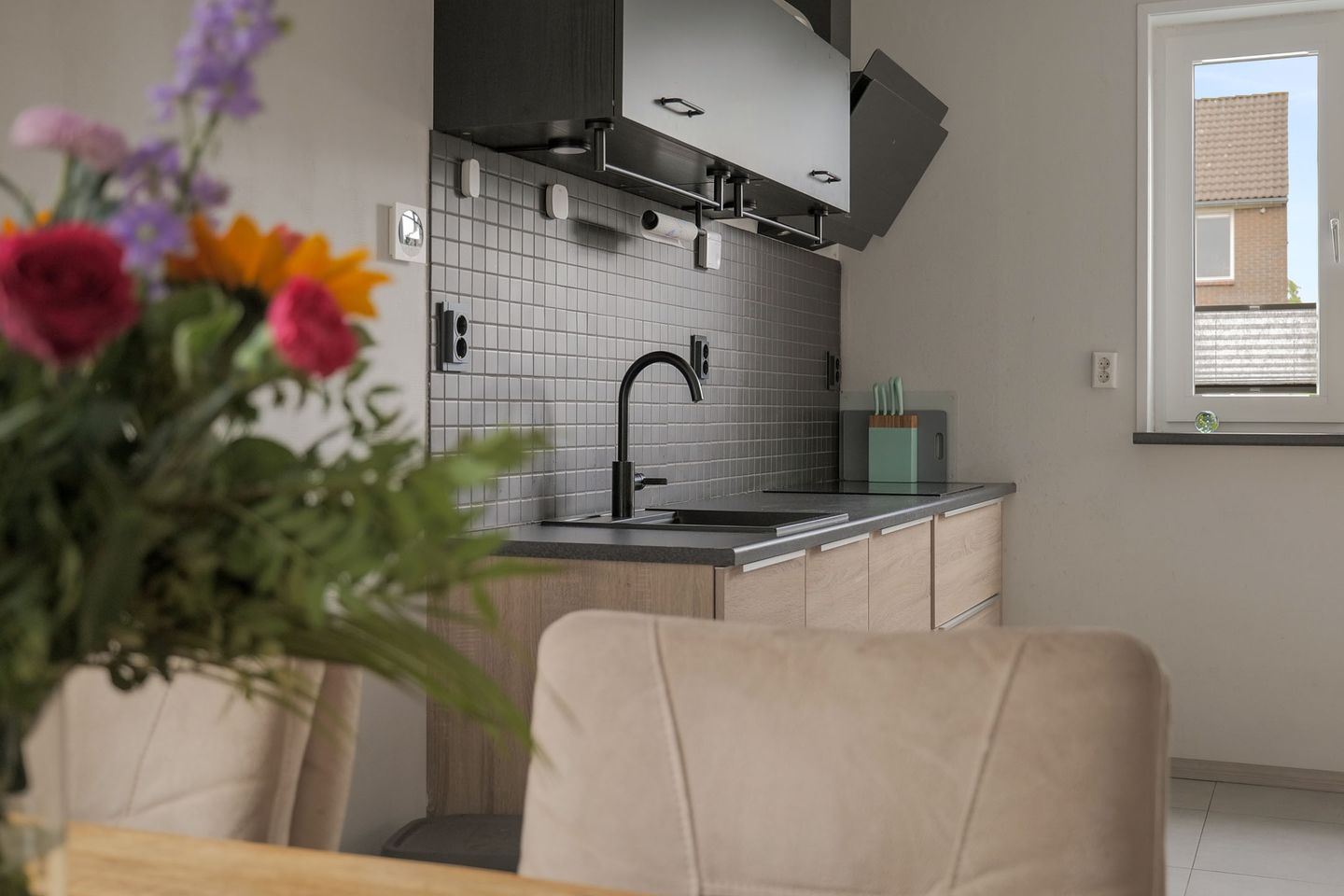 Foto 10 van Middenweg 56