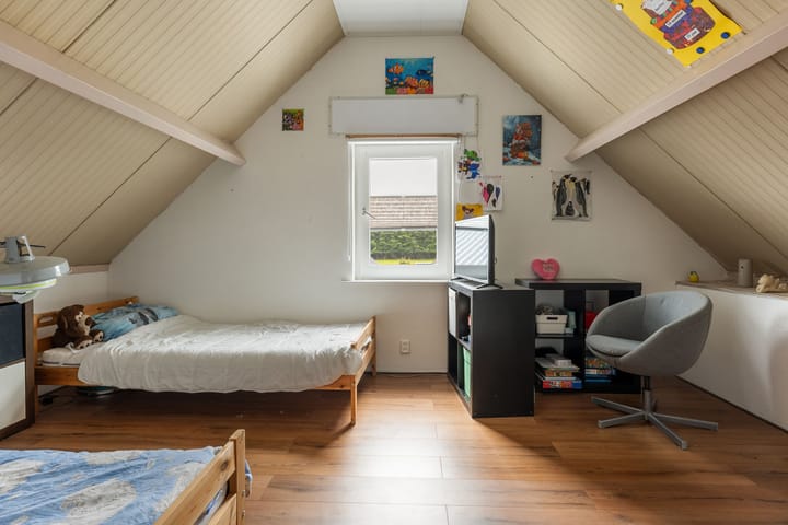 Foto 21 van Middenweg 56