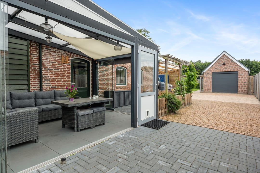 Foto 26 van Middenweg 56