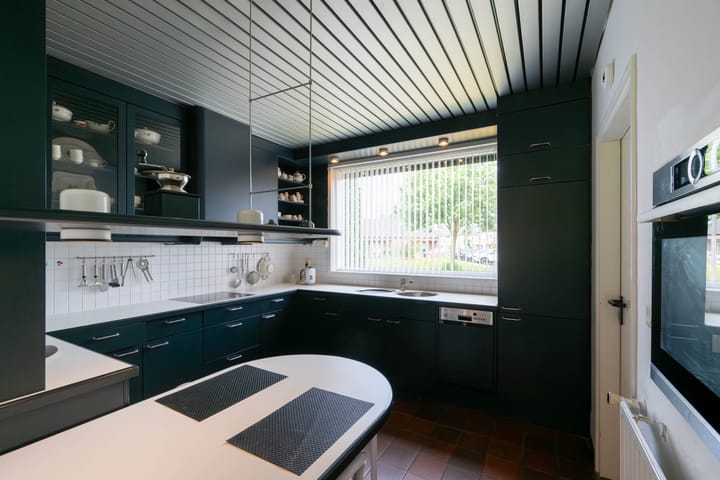 Photo 12 of Irenelaan 3