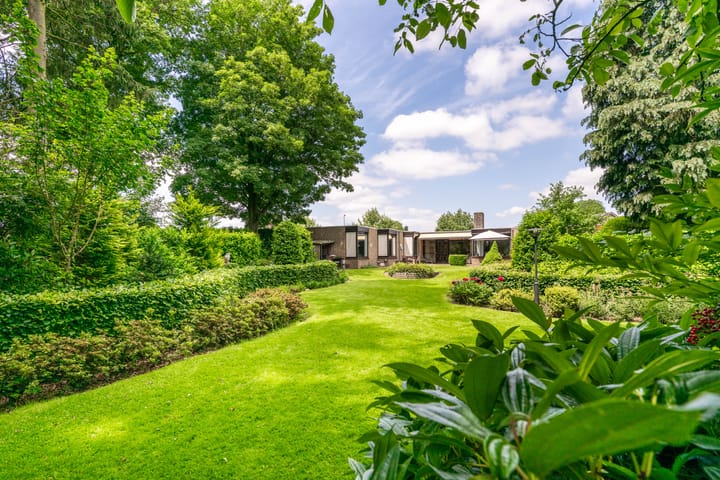 Photo 21 of Irenelaan 3