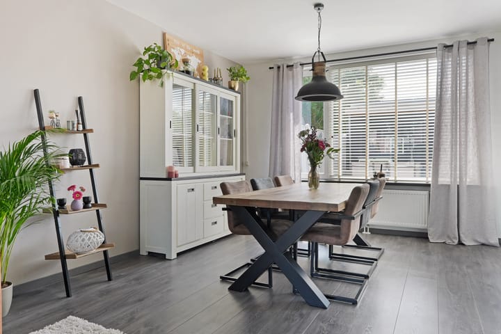 Foto 6 van Stuart Makkersstraat 11