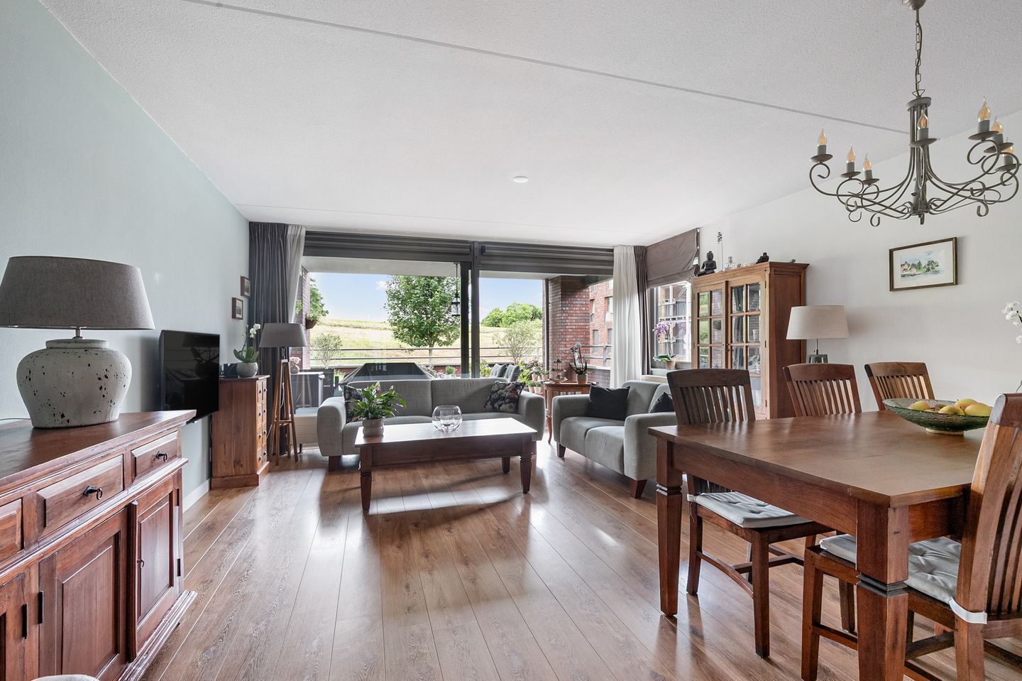 Foto 5 van Nachtschade 150