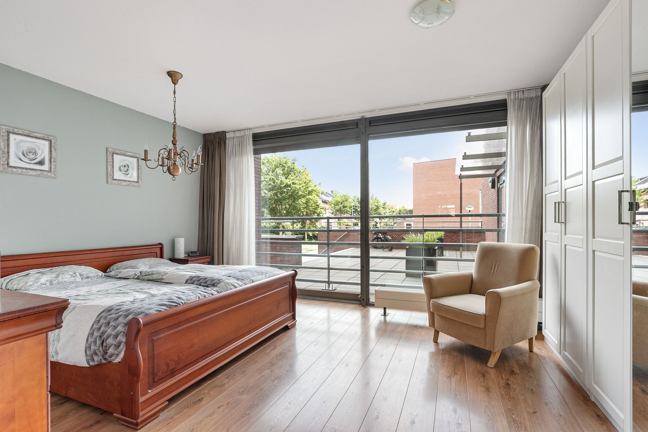 Foto 15 van Nachtschade 150