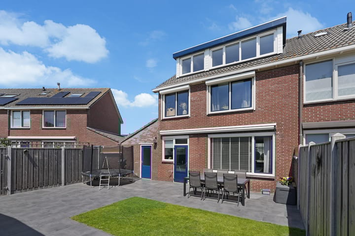 Foto 29 van Stuart Makkersstraat 11