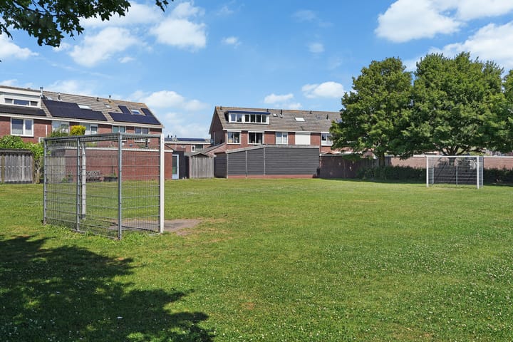 Foto 37 van Stuart Makkersstraat 11