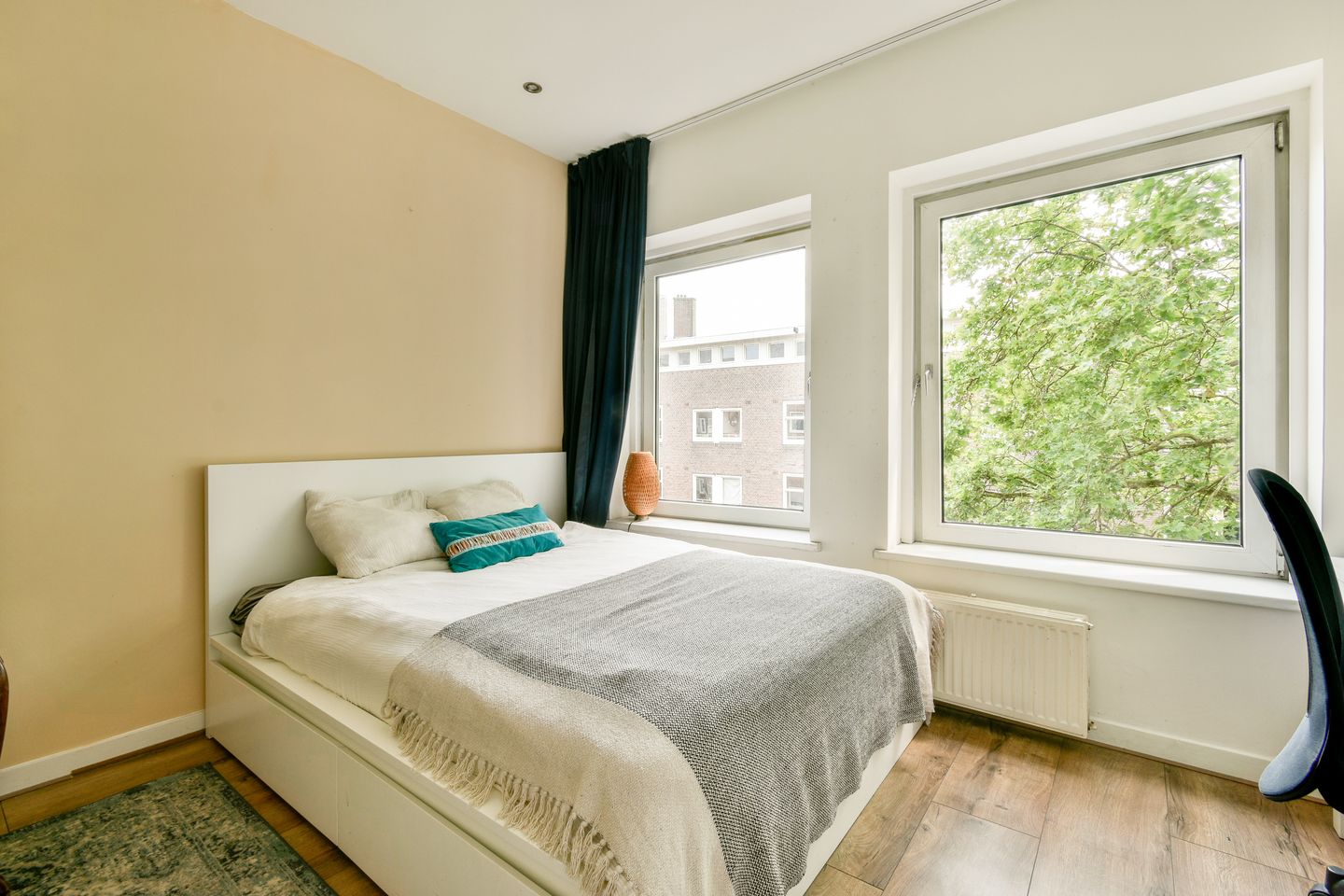 Photo 10 of Crynssenstraat 30-3