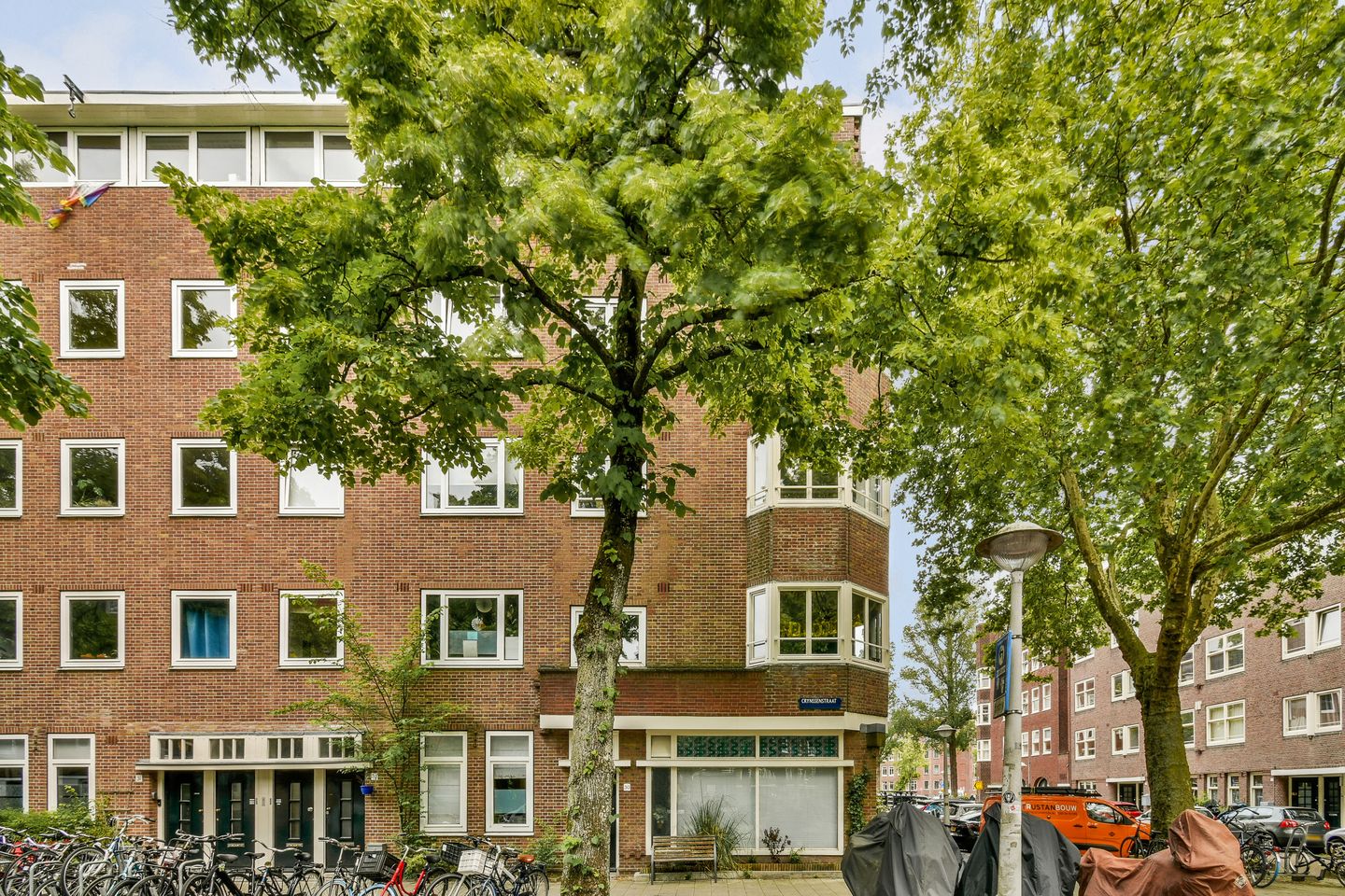 Photo 19 of Crynssenstraat 30-3