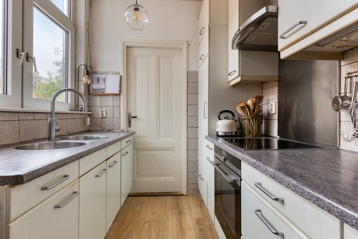 Foto 12 van Azaleastraat 69