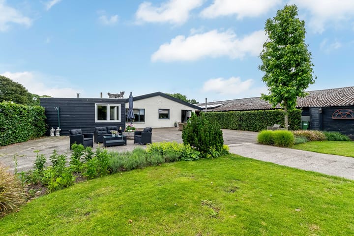 Photo 2 of Lekerseweg 1-A