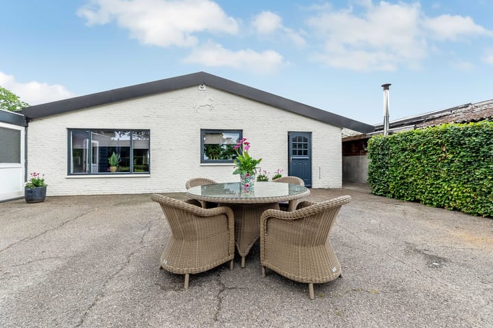 Foto 6 van Lekerseweg 1-A