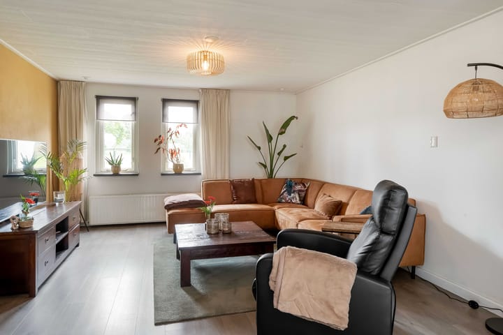 Foto 13 van Lekerseweg 1-A