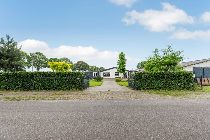 Foto 29 van Lekerseweg 1-A