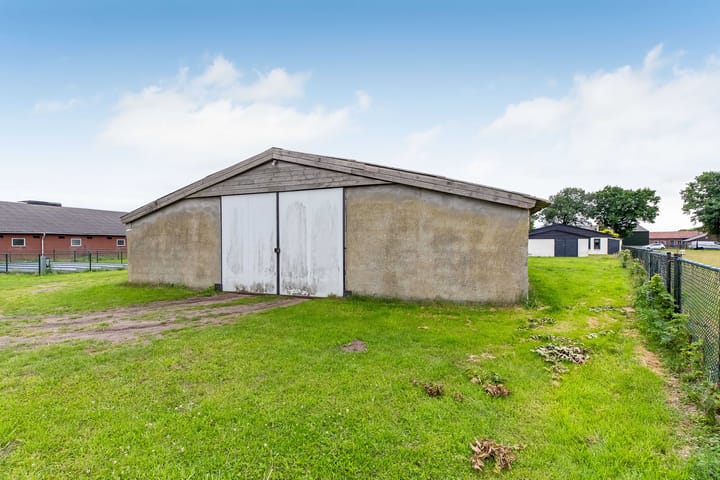 Foto 40 van Lekerseweg 1-A