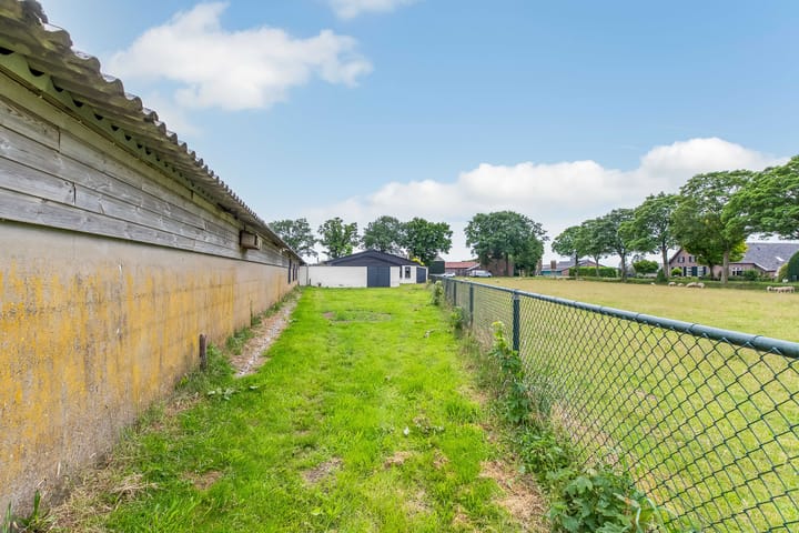 Foto 41 van Lekerseweg 1-A