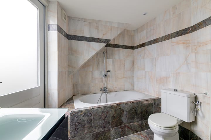 Photo 21 of Leeuwerikstraat 43