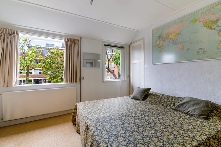 Photo 20 of Leeuwerikstraat 43