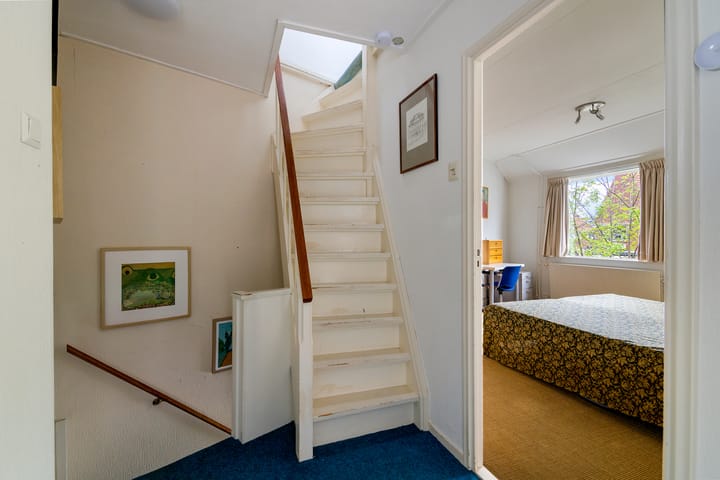 Photo 24 of Leeuwerikstraat 43