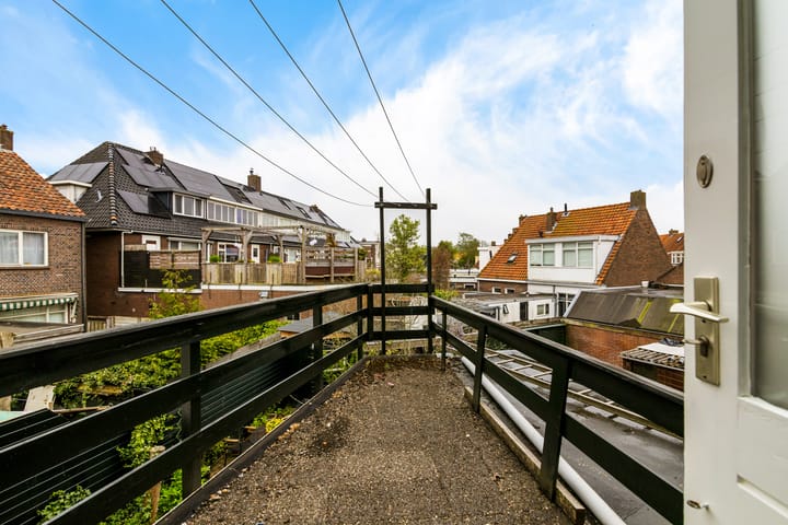 Photo 34 of Leeuwerikstraat 43