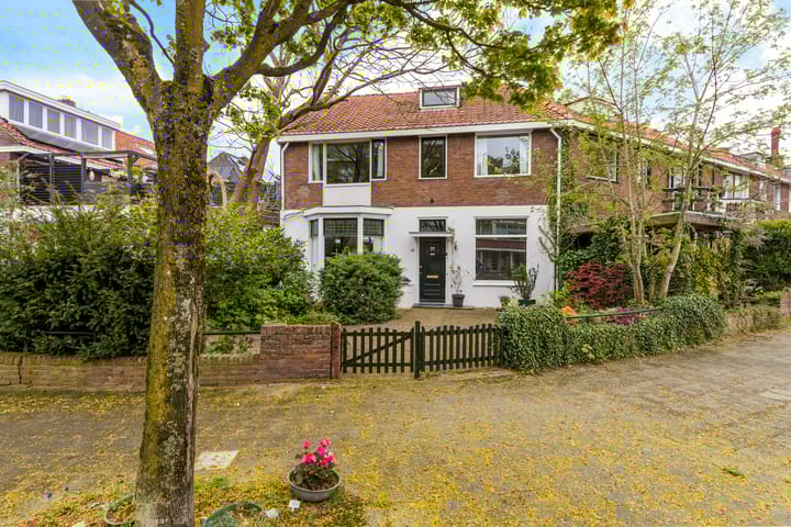 Photo 40 of Leeuwerikstraat 43