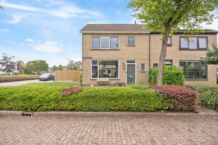 Foto 1 van Ds J van Dijkstraat 1