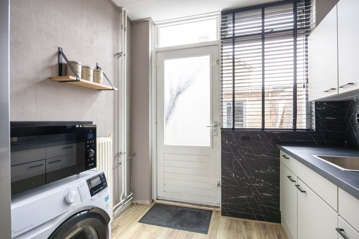 Foto 18 van Ds J van Dijkstraat 1