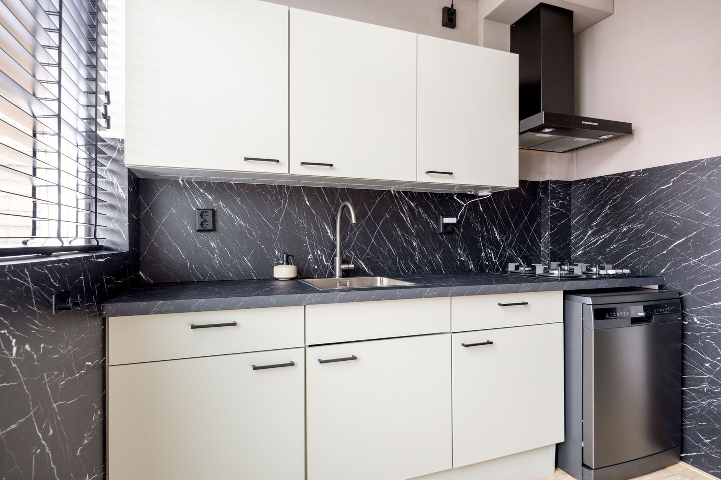 Foto 19 van Ds J van Dijkstraat 1