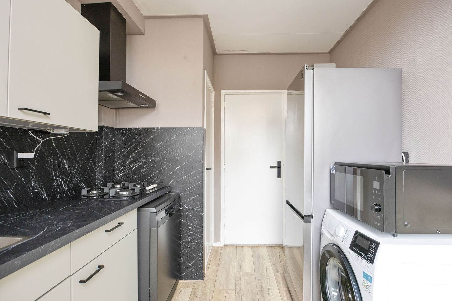 Foto 20 van Ds J van Dijkstraat 1