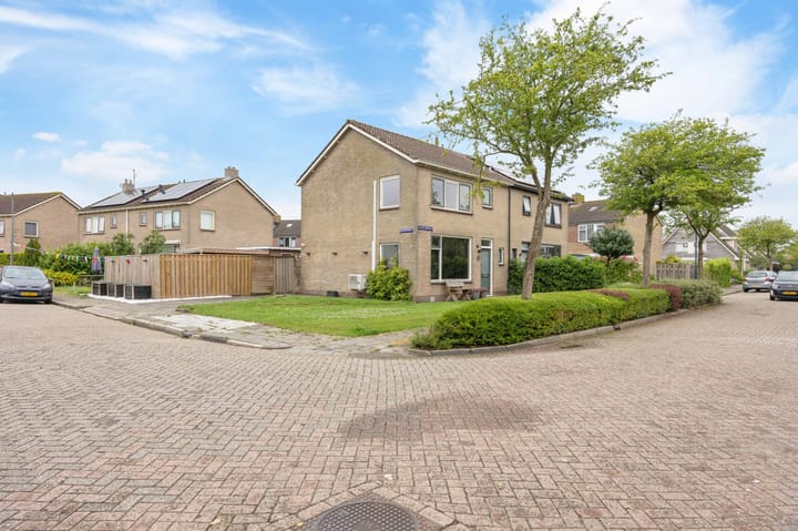 Foto 48 van Ds J van Dijkstraat 1