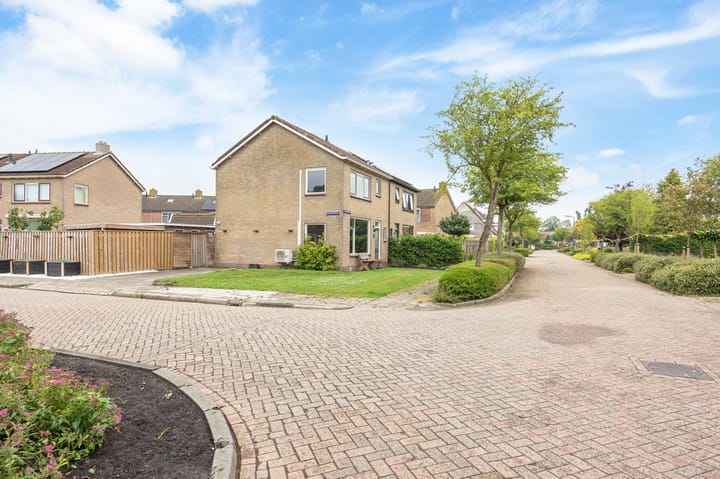 Foto 50 van Ds J van Dijkstraat 1