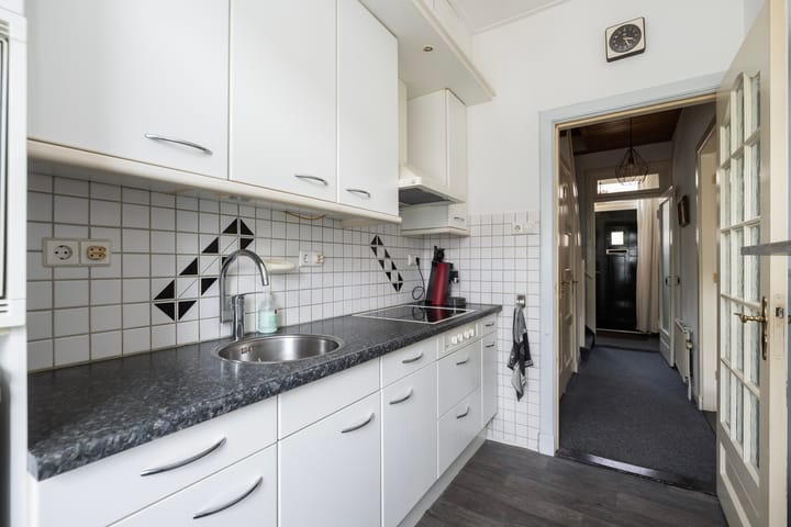 Photo 15 of Beerninkstraat 17