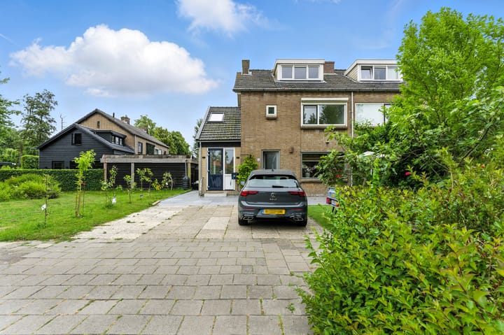 Photo 1 of Esdoornlaan 21