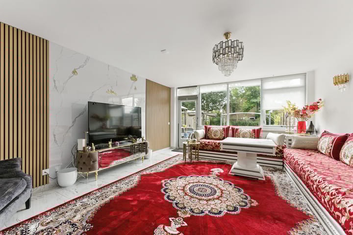 Photo 3 of Esdoornlaan 21