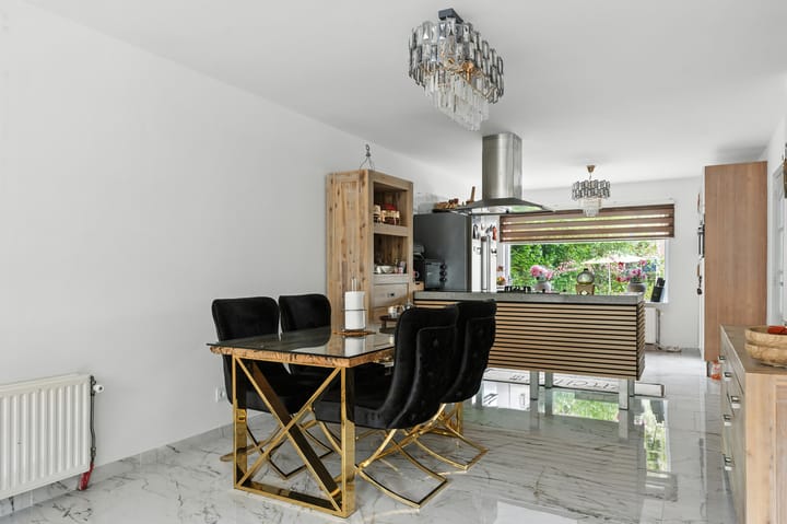 Photo 9 of Esdoornlaan 21