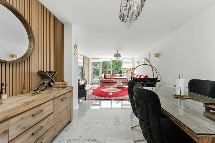 Photo 11 of Esdoornlaan 21