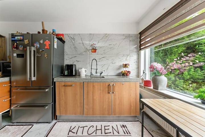 Photo 14 of Esdoornlaan 21