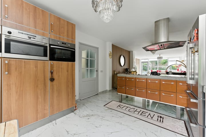 Photo 16 of Esdoornlaan 21