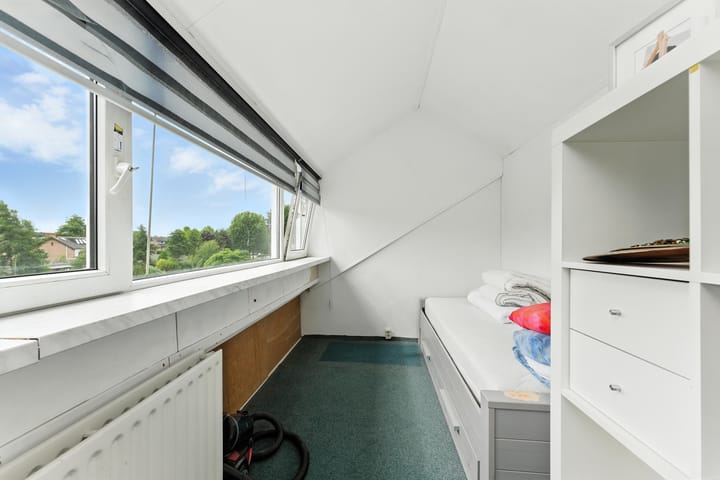 Photo 27 of Esdoornlaan 21