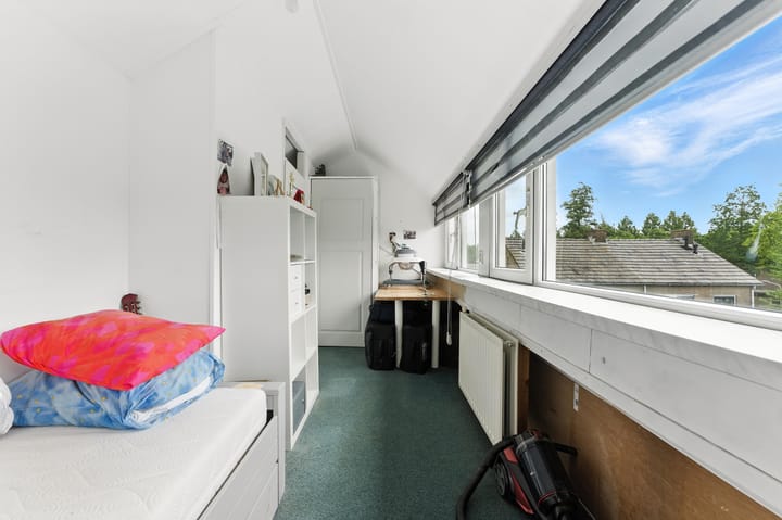 Photo 28 of Esdoornlaan 21