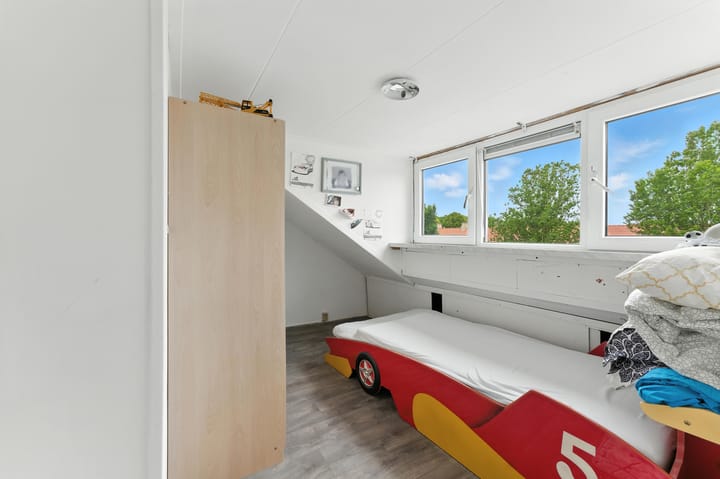 Photo 29 of Esdoornlaan 21