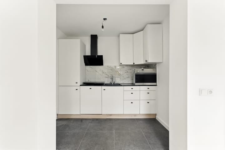 Photo 33 of Esdoornlaan 21