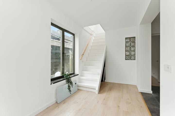 Photo 40 of Esdoornlaan 21