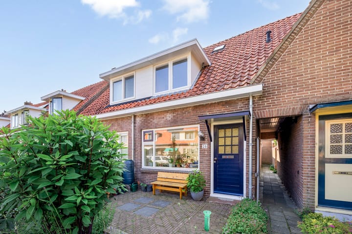 Foto 27 van M A de Ruyterstraat 26