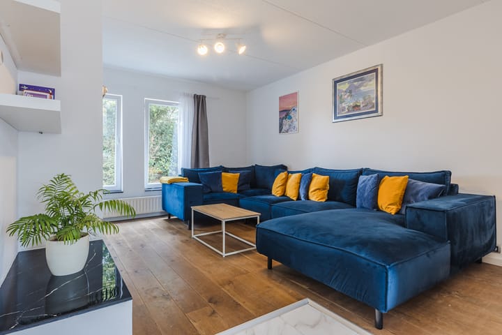 Foto 2 van Harmonieplein 1