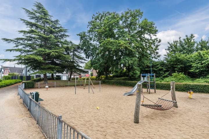 Foto 32 van Harmonieplein 1