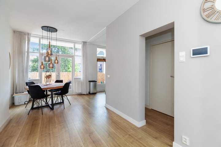 Foto 15 van Diepenbrockstraat 99